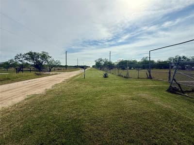 1132 SW County Road 2348, Richland TX 76681 - Photo 4