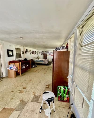 514 W Roosevelt Avenue, Whitney TX 76692 - Photo 5