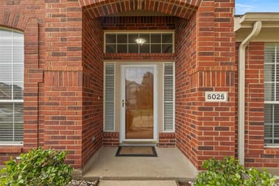 5025 Vineyard Lane, McKinney TX 75070 - Photo 2