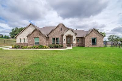 409 Oak Meadow Lane, Weatherford TX 76085