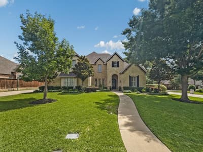 1400 Eleanor Rigby Lane, Mansfield TX 76063 - Photo 2