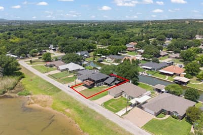 3708 Coral Sands Court, Granbury TX 76049 - Photo 2