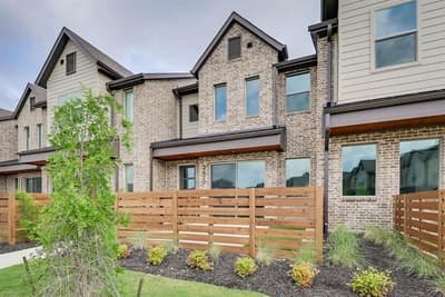 2620 La Cala Drive, Grand Prairie TX 75054 - Photo 3