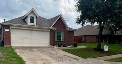 13740 Village Vista Drive, Fort Worth TX 76052 - Photo 2