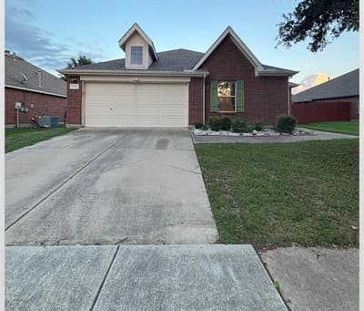 13740 Village Vista Drive, Fort Worth TX 76052 - Photo 3