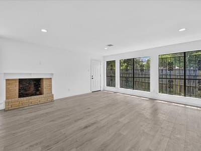 2402 E Overton Road, Dallas TX 75216 - Photo 5