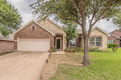 8241 Lauren Way, Watauga TX 76148