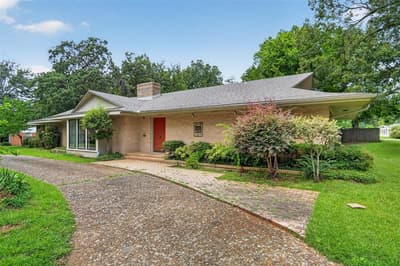 1911 Harrison Avenue, Paris TX 75460
