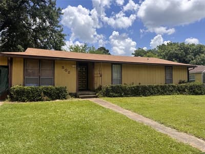 302 N O'Tyson, Mount Pleasant TX 75455 - Photo 3