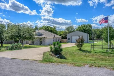 99 Catamaran Court, Gordonville TX 76245 - Photo 2