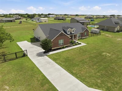 6343 Rustic Edge Street, Godley TX 76044 - Photo 4
