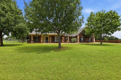 2421 Pecan Springs Road, Cleburne TX 76031 - Photo 3