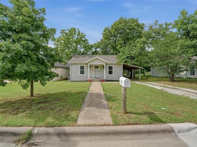513 W Water Street, Weatherford TX 76086