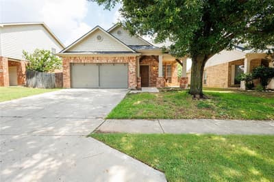 10844 Hawks Landing Road, Fort Worth TX 76052
