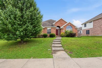 1700 Wylie Creek Drive, DeSoto TX 75115