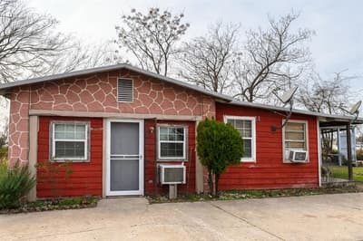 108 N Ellis Ave Avenue, Mount Pleasant TX 75455 - Photo 3