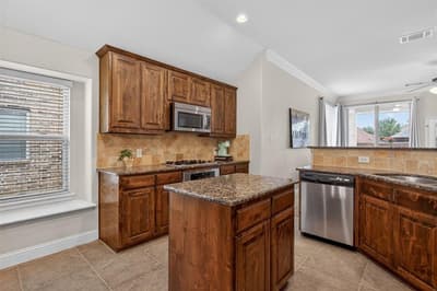 1013 Somerset Circle, Forney TX 75126 - Photo 5