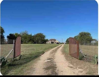 2219 Farm Road 275 N, Cumby TX 75433 - Photo 2