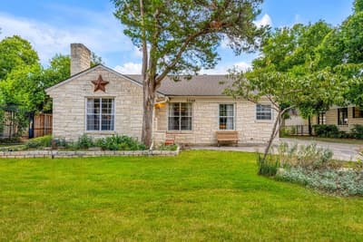 2240 Lawndale Drive, Dallas TX 75211 - Photo 2