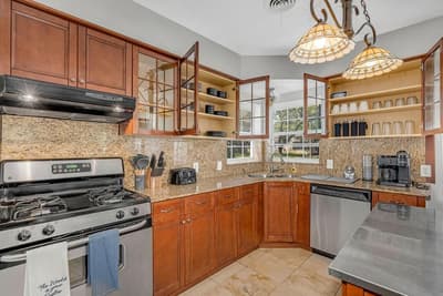 2240 Lawndale Drive, Dallas TX 75211 - Photo 5