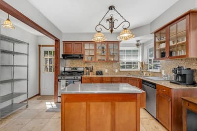 2240 Lawndale Drive, Dallas TX 75211 - Photo 4