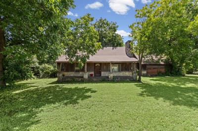 8401 Fm 2738, Burleson TX 76028