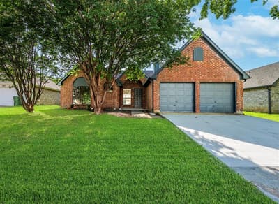 6105 Meadowside Trail, Arlington TX 76017