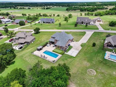 107 Whispering Winds Drive, Gunter TX 75058