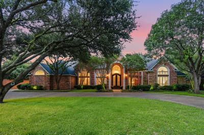 14908 Bellbrook Drive, Addison TX 75254