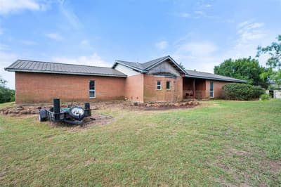 9326 NW County Road 1343, Blooming Grove TX 76626 - Photo 4