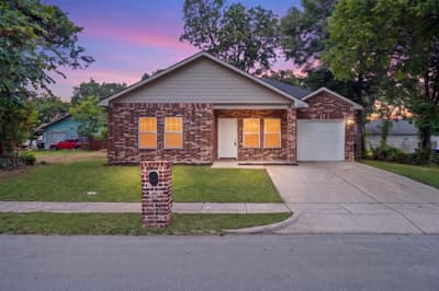 2812 Bourland Street, Greenville TX 75401 - Photo 2
