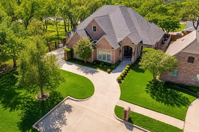 2726 Country Club Road, Pantego TX 76013