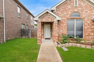 2213 Whitney Drive, Weatherford TX 76087 - Photo 2