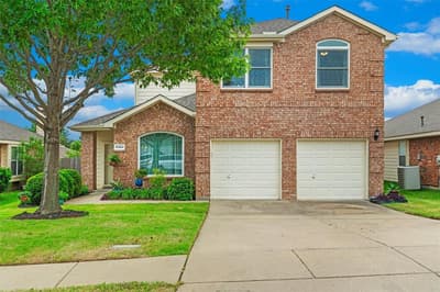 10404 Lake Brook Drive, Fort Worth TX 76053