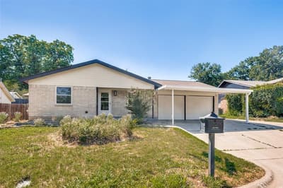 321 Holder Drive, Hurst TX 76053
