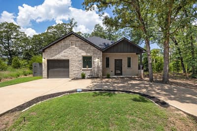 225 S Cherokee Shores Drive, Mabank TX 75156