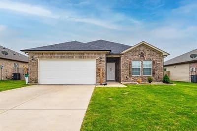 4811 Henry Street, Greenville TX 75401