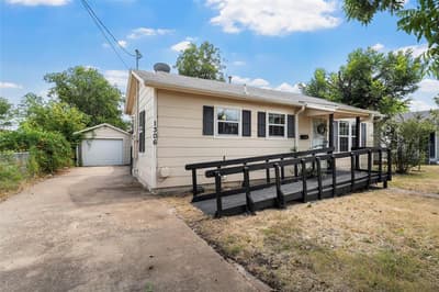 1306 W 11th Street, McGregor TX 76657 - Photo 2
