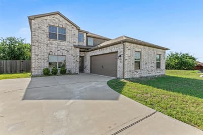 1516 Kinglet Street, DeSoto TX 75115