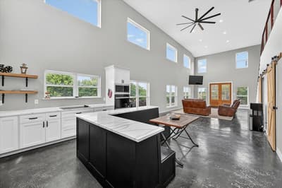 528 Hill County Road 4411, Grandview TX 76050 - Photo 4