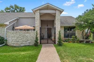 2812 Chimney Hill Drive, Waco TX 76708