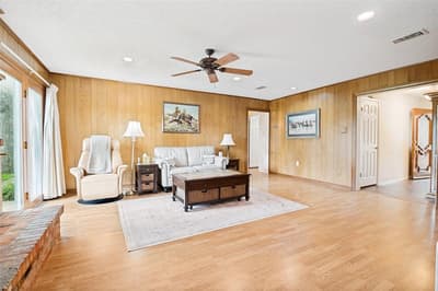 607 N Parkridge Drive, Mansfield TX 76063 - Photo 4