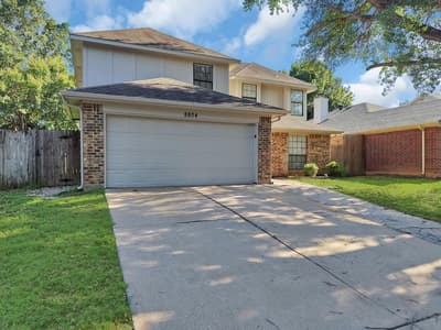 8804 Brushy Creek Trail, Fort Worth TX 76118