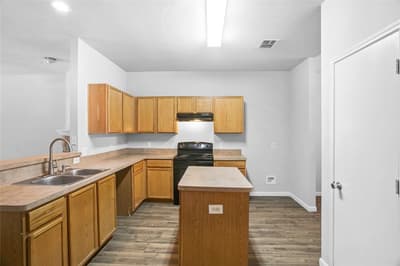 1769 Ironworks Drive, Dallas TX 75253 - Photo 5