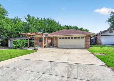 5608 Autumn Wheat Trail, Arlington TX 76017
