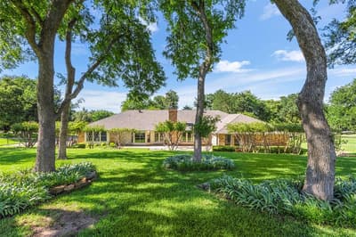 110 Cedar Drive, Oak Leaf TX 75154