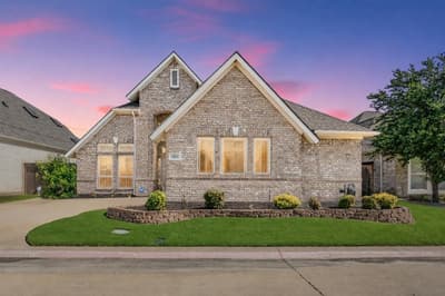 203 Arbor Park Drive, Euless TX 76039