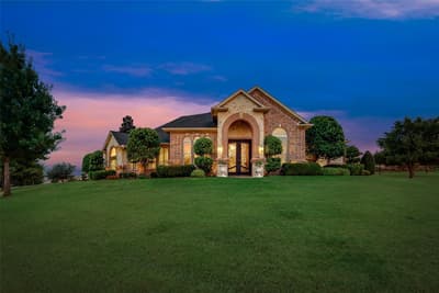 2012 Winthrop Hill Road, Denton TX 76226