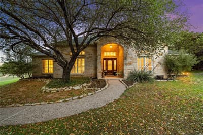 230 Hali Brooke Drive, China Spring TX 76633 - Photo 2