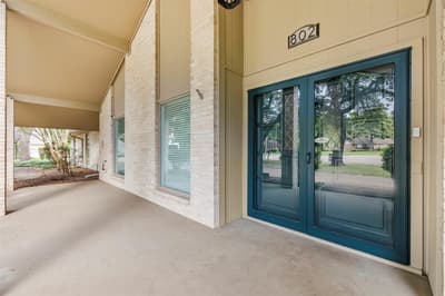 802 Rock Canyon Drive, Duncanville TX 75137 - Photo 5